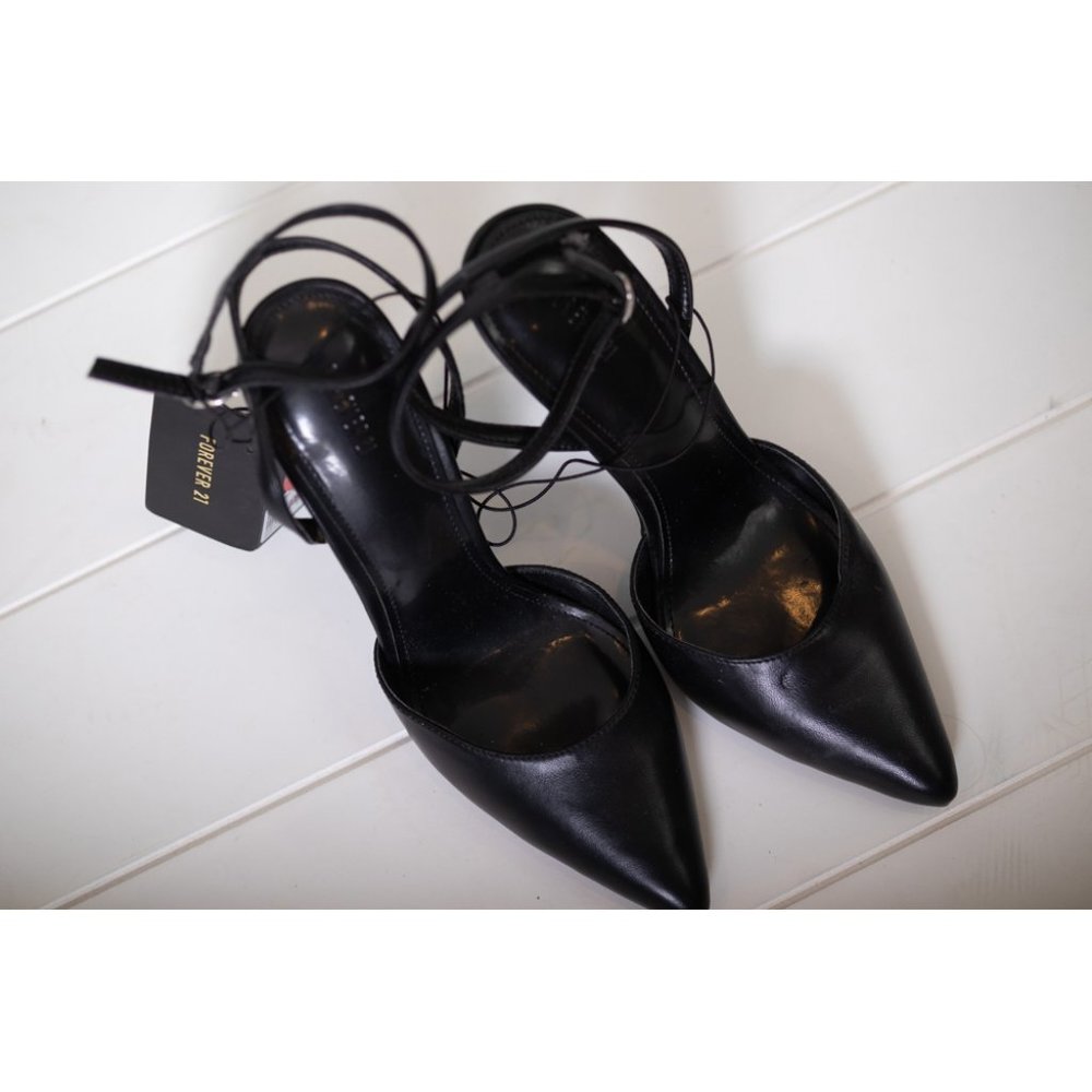 Black basic stiletto heels